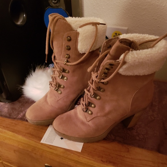 Shoes - Boots